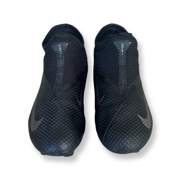 Nike Phantom Vision soccer cleats - Picture 4 of 10